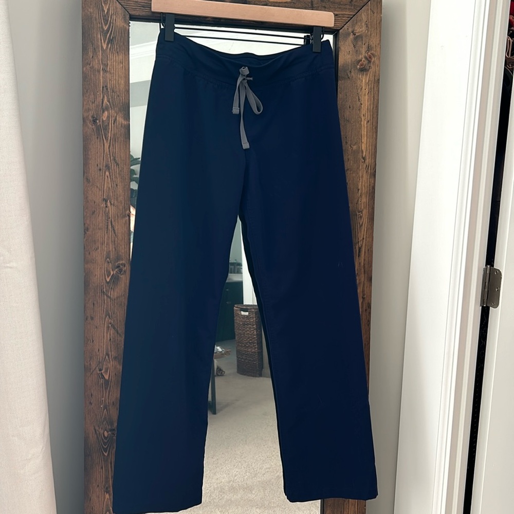 Figs Livingston Basic Scrub Pants